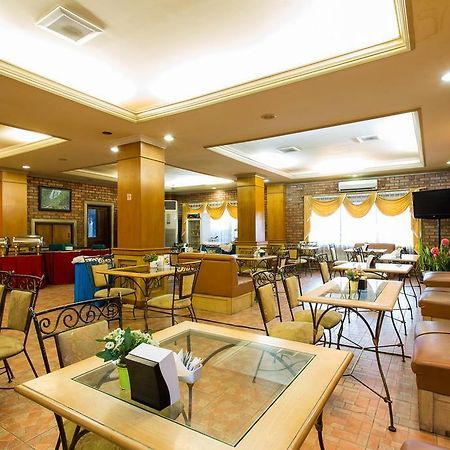 Buana Lestari Hotel Balikpapan  Buitenkant foto