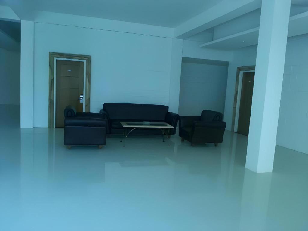 Buana Lestari Hotel Balikpapan  Buitenkant foto