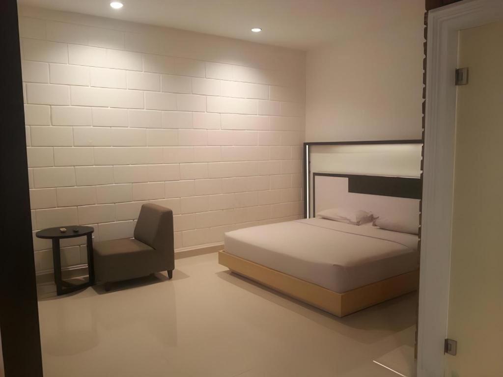 Buana Lestari Hotel Balikpapan  Buitenkant foto