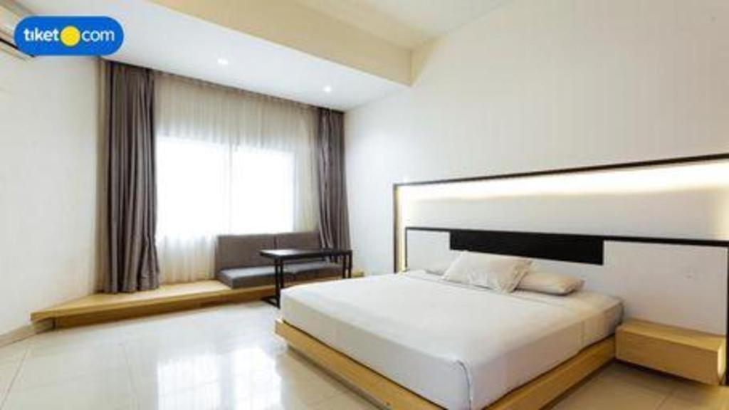 Buana Lestari Hotel Balikpapan  Buitenkant foto