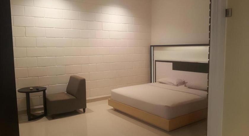 Buana Lestari Hotel Balikpapan  Buitenkant foto