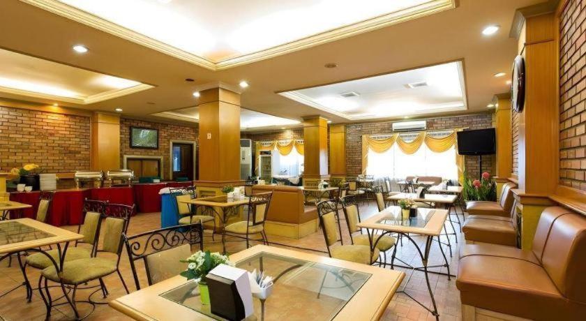 Buana Lestari Hotel Balikpapan  Buitenkant foto